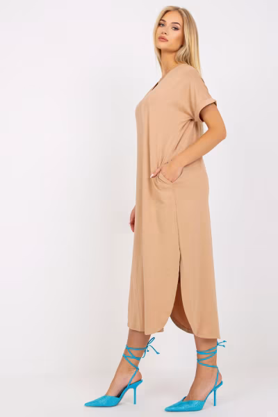 Sukienka Model TW-SK-OB031.11 Camel - Och Bella — zdjęcie 2