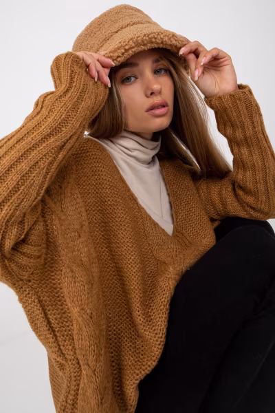 Sweter Damski Model TW-SW-BI-M903.33X Camel - Och Bella — zdjęcie 2