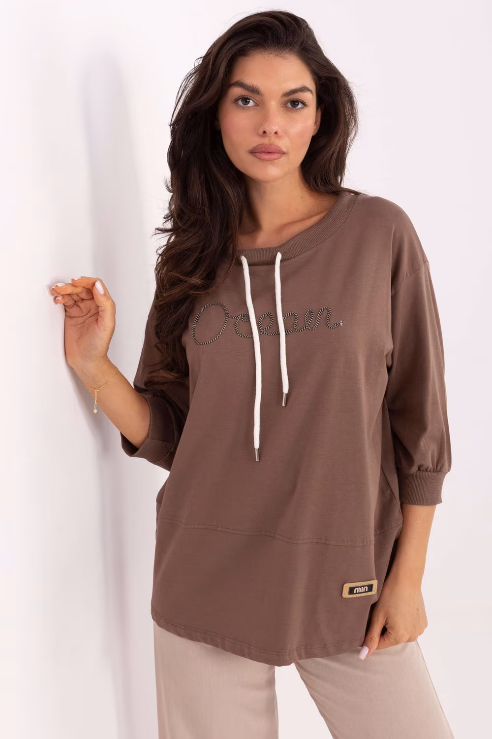 Bluzka Model RV-BZ-A785.58 Brown - Relevance