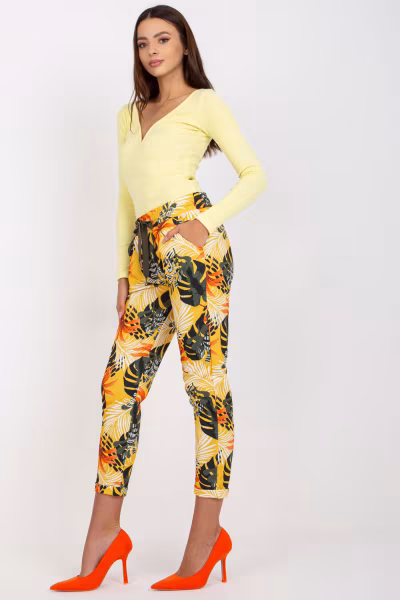 Spodnie Dresowe Model RV-DR-7956.31 Yellow - Relevance — zdjęcie 2