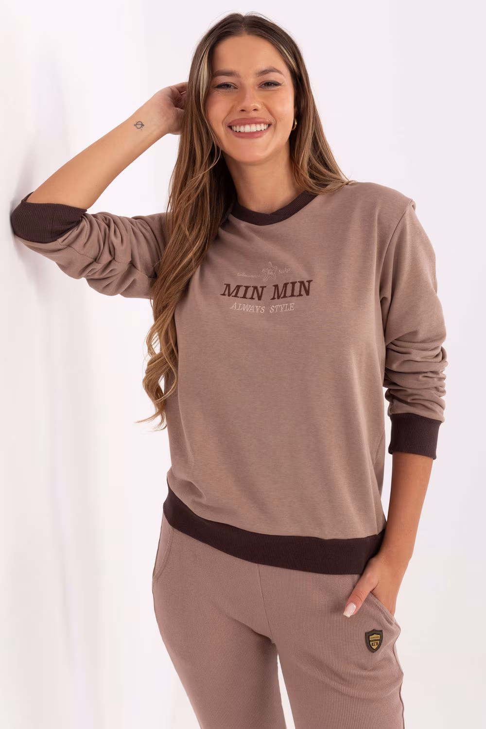 Bluza Damska Model RV-BZ-A875.56 Dark Beige - Relevance