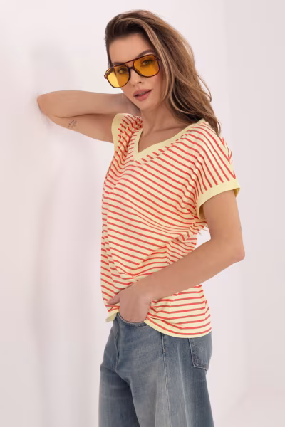 Tshirt Damski Model RV-TS-A1124.90 Light Yellow - Relevance — zdjęcie 2