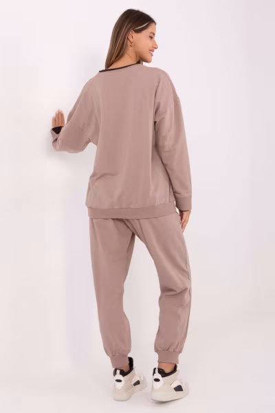Spodnie Komplet Model RV-KMPL-A883.68 Dark Beige - Relevance — zdjęcie 3