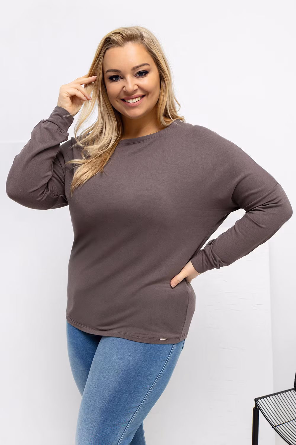 Bluzka Model RV-BZ-A-163.09 Brown - Relevance