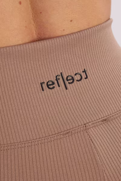 Legginsy Model RV-LG-9873.78 Dark Beige - Relevance — zdjęcie 3