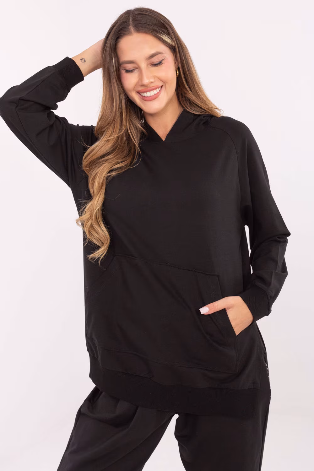 Bluza Damska Model RV-BL-A168.18 Black - Relevance
