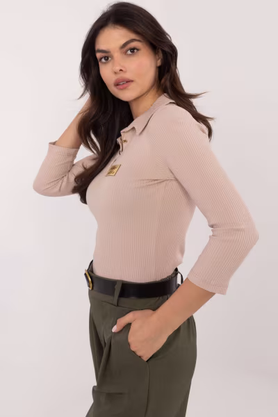Bluzka Model RV-BZ-9949.11X Beige - Relevance — zdjęcie 2