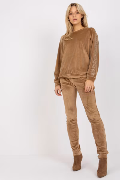 Spodnie Komplet Model RV-KMPL-8436.40 Camel - Relevance — zdjęcie 1