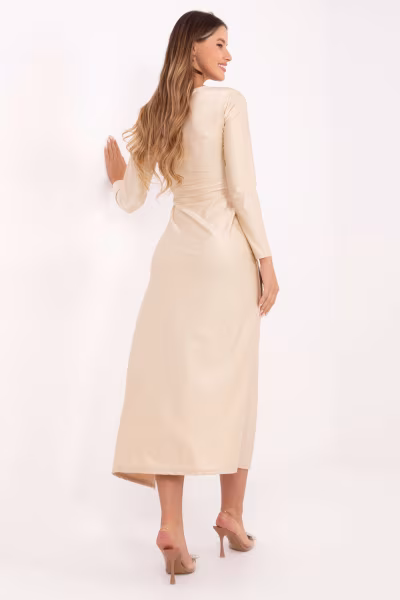 Sukienka Model IT-SK-21609.83 Light Beige - Italy Moda — zdjęcie 3