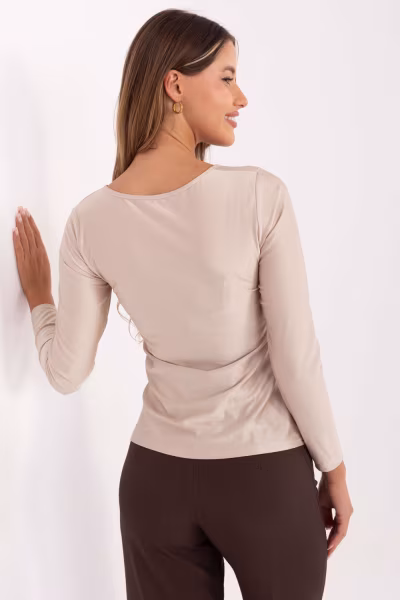 Bluzka Model IT-BZ-21629.82 Beige - Italy Moda — zdjęcie 3