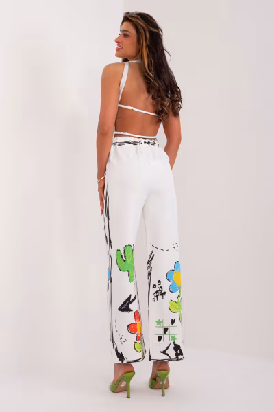 Spodnie Damskie Model DHJ-SP-18857.31 Ecru - Italy Moda — zdjęcie 3