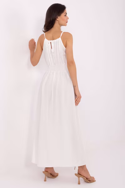Sukienka Model MI-SK-A1845.95 White - Italy Moda — zdjęcie 3