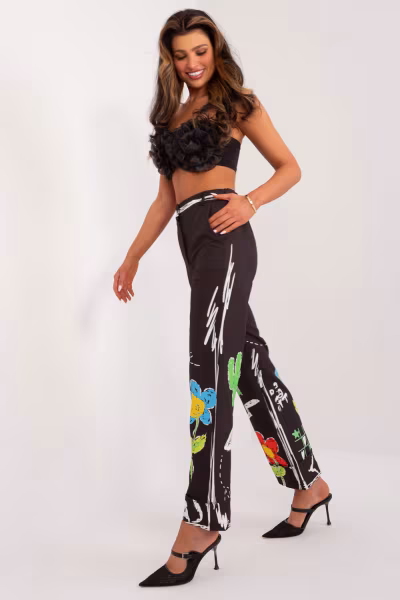 Spodnie Damskie Model DHJ-SP-18857.31 Black - Italy Moda — zdjęcie 2