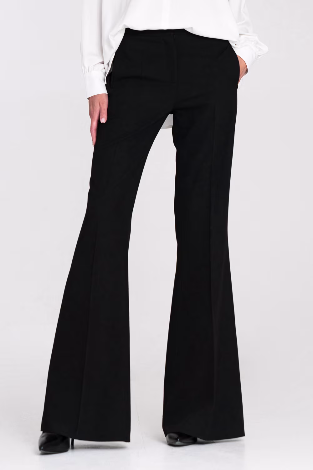 Spodnie Klasyczne dzwony na kant SD118 Black - Nife