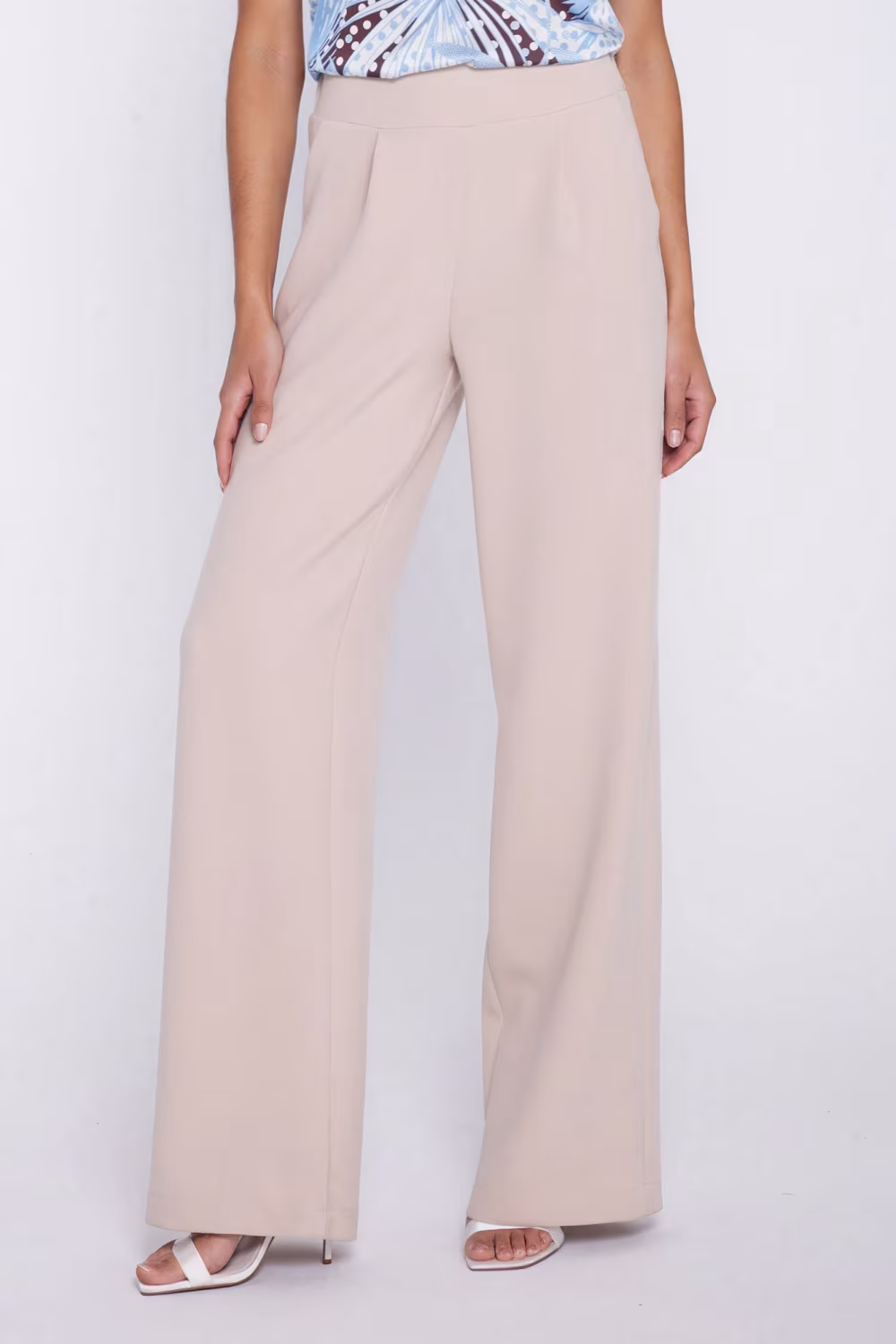 Spodnie z szerokim pasem i zakładkami SD139 Beige - Nife