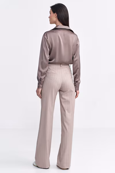 Spodnie bootcu, z krytym guzikiem, prążek SD103 Beige - Nife — zdjęcie 3