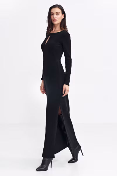 Sukienka maxi z łezką na dekolcie S261 Black - Nife — zdjęcie 2