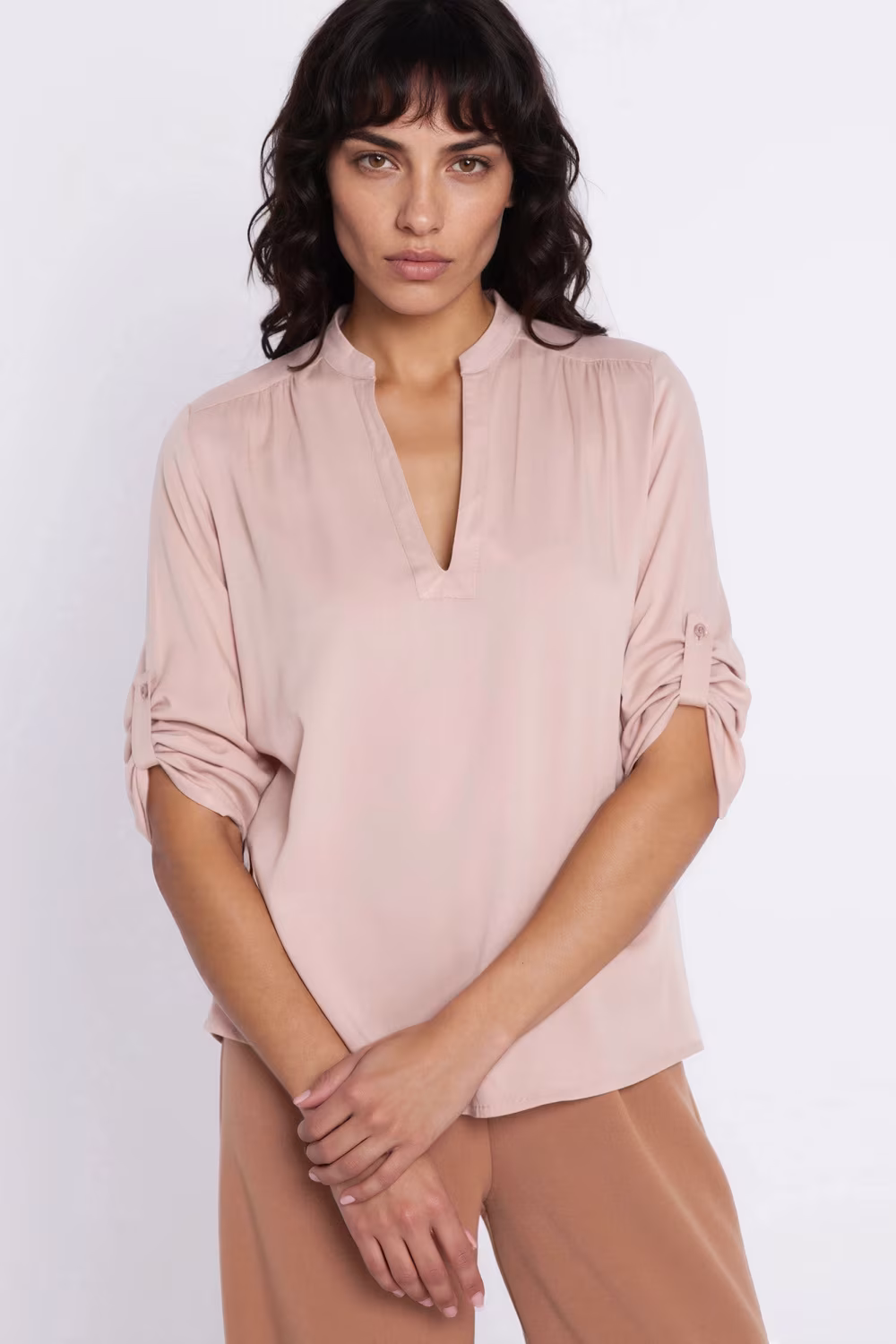 Bluzka z podwijanym rękawem B227 Beige - Nife