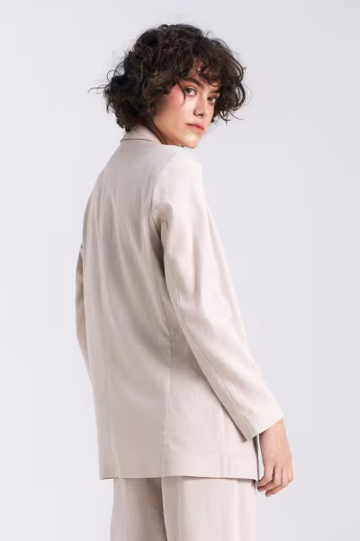 Marynarka lniana dłuższa Z55 Beige - Nife — zdjęcie 3