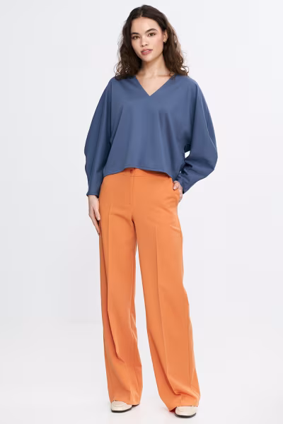 Bluzka oversize z balonowymi rękawami B192 Cobalt - Nife — zdjęcie 2