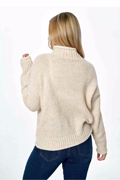 Sweter Damski Model M886 Beige - Figl — zdjęcie 3