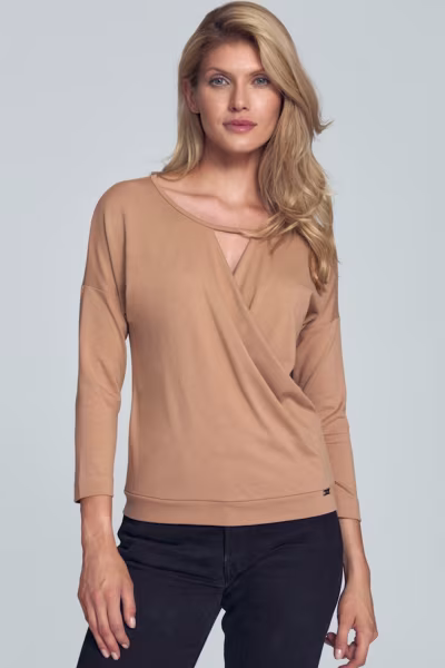 Bluzka Model M710 Beige - Figl — zdjęcie 3