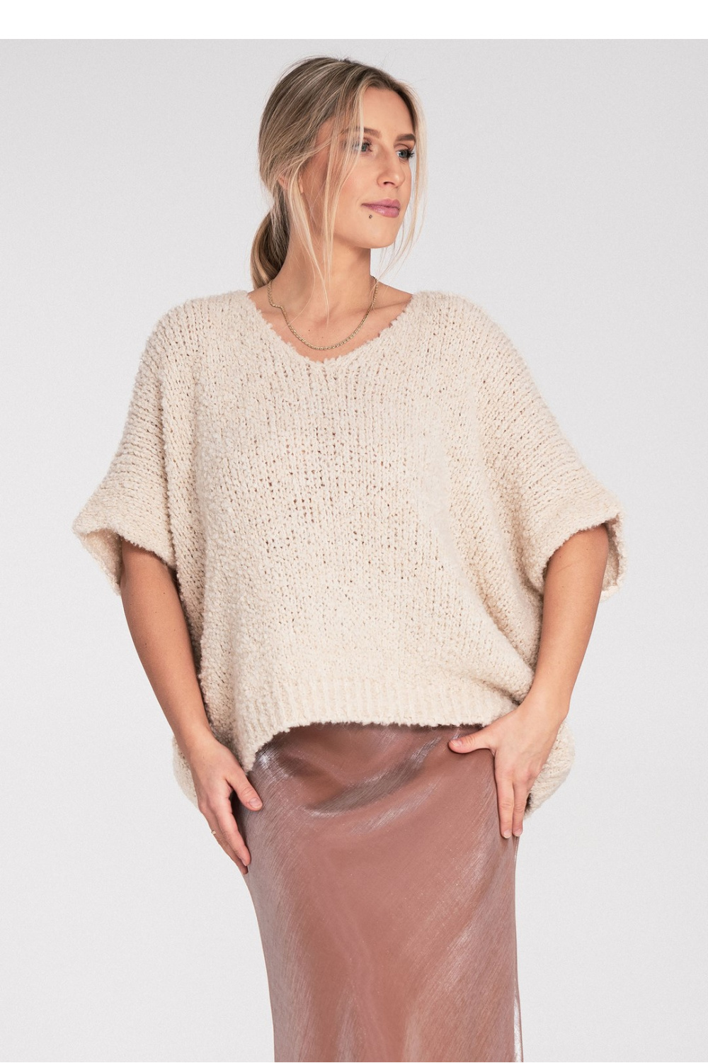 Sweter Damski Model M1109 Beige - Figl