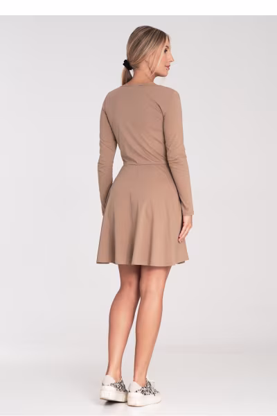 Sukienka Model M1050 Beige - Figl — zdjęcie 3
