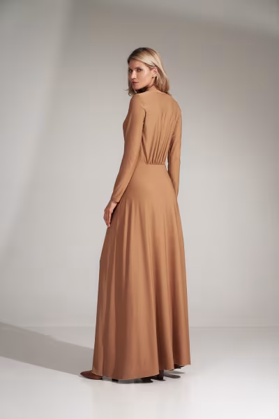 Sukienka Model M727 Beige - Figl — zdjęcie 3