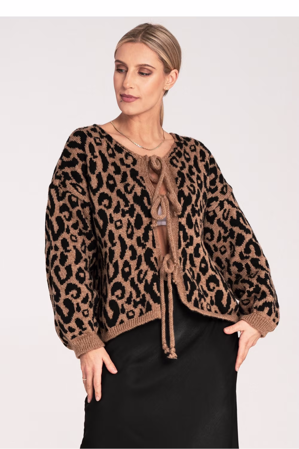 Sweter Damski Model M1094 Black/Beige - Figl