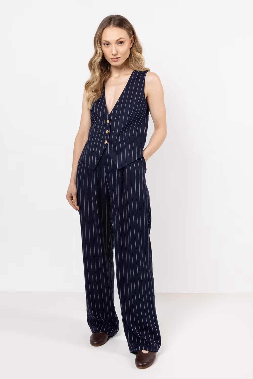 Spodnie Damskie Model A725 Navy - awama