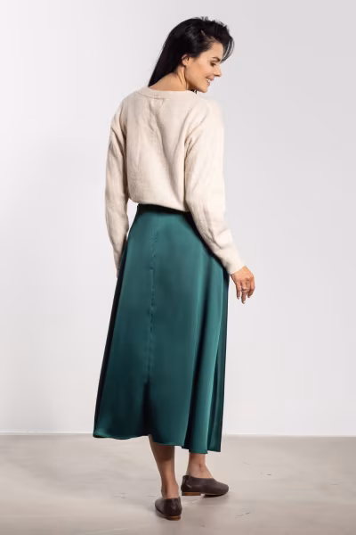 Spódnica Model A739 Bottle Green - awama — zdjęcie 3