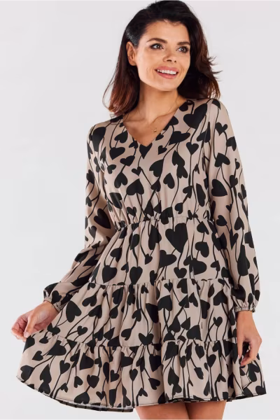 Sukienka Model A470 Beige/Black Hearts - awama — zdjęcie 1