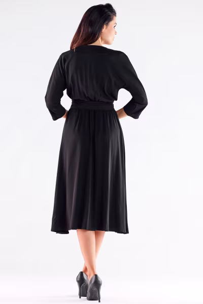 Sukienka Model A522 Black - awama — zdjęcie 3