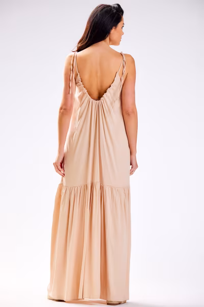 Sukienka Model A582 Beige - awama — zdjęcie 3