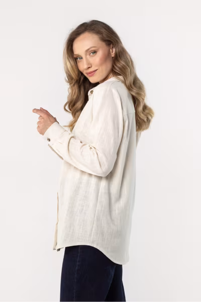 Koszula Damska Model A768 Beige - awama — zdjęcie 2