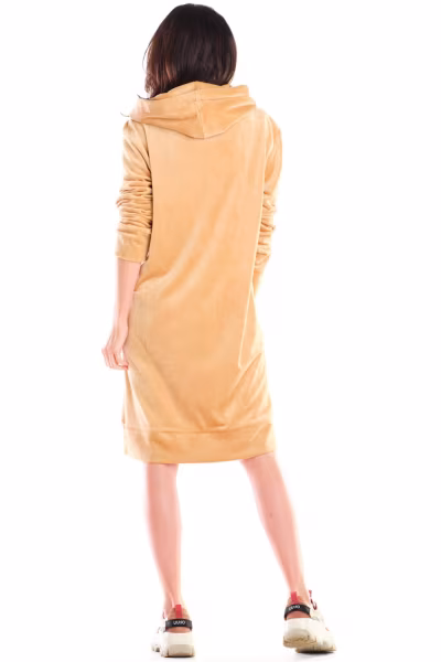 Sukienka Model A414 Beige - awama — zdjęcie 3