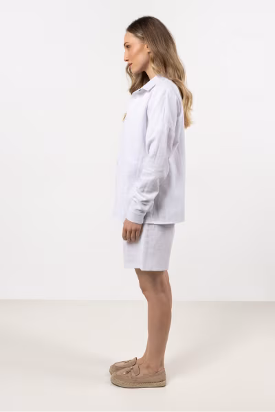 Koszula  Damska Model A724 White - awama — zdjęcie 2