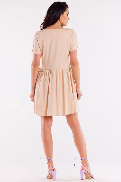 Sukienka Model A517 Beige - awama — zdjęcie 3