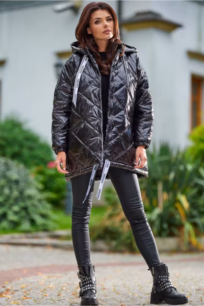 Kurtka Damska Model A385 Black Pikówka - awama — zdjęcie 2