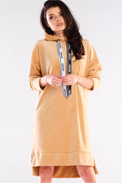 Sukienka Model A413 Beige - awama — zdjęcie 1