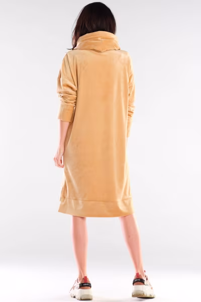 Sukienka Model A413 Beige - awama — zdjęcie 3