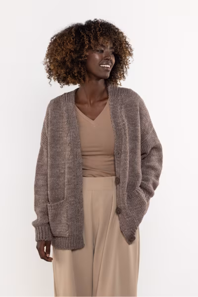 Sweter Damski Model A756 Mocca - awama — zdjęcie 1
