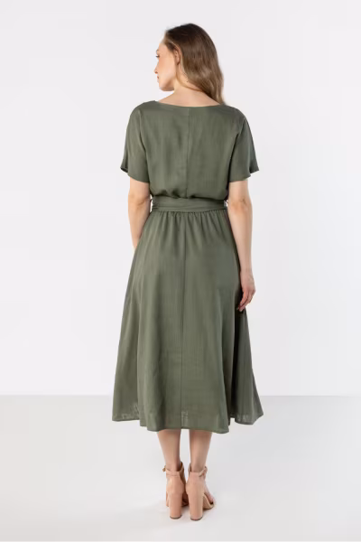 Sukienka Model A770 Khaki - awama — zdjęcie 3