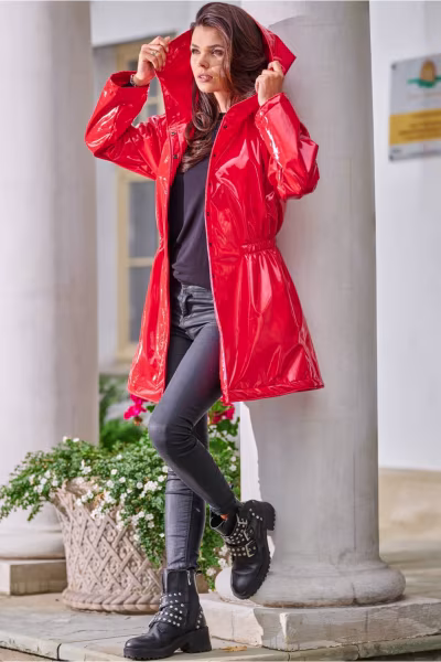 Płaszcz Damski Model A381 Red Lateks - awama — zdjęcie 2