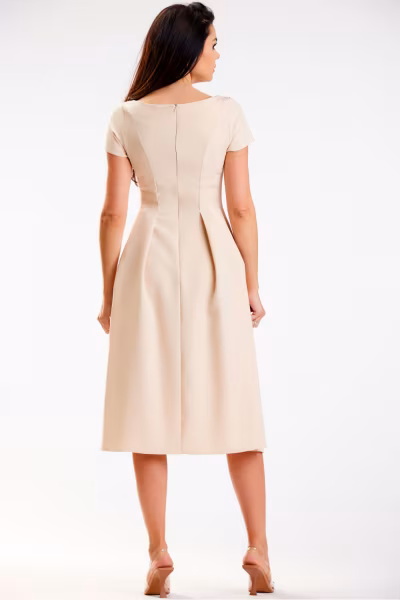 Sukienka Model A569 Beige - awama — zdjęcie 3
