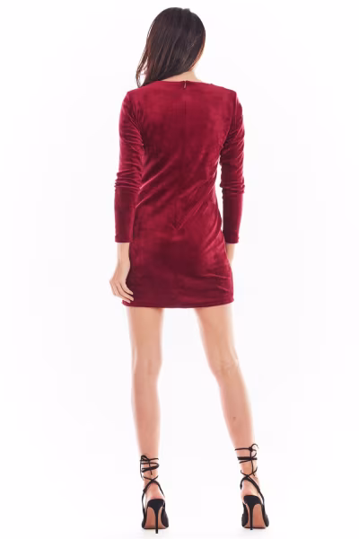 Sukienka Model A404 Welur Bordo - awama — zdjęcie 3