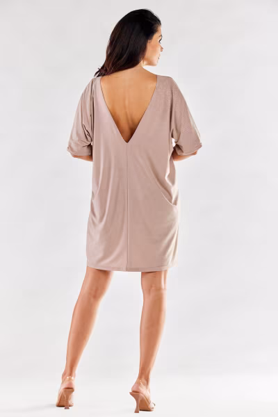 Sukienka Model A557 Beige - awama — zdjęcie 3