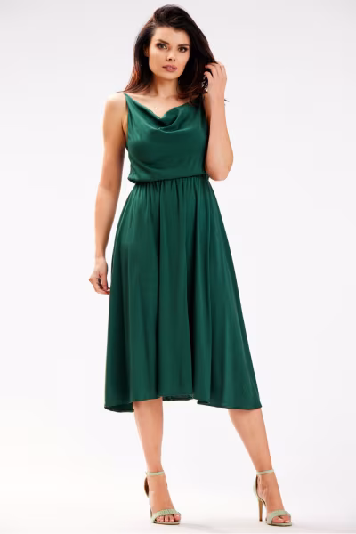 Sukienka Model A579 Bottle Green - awama — zdjęcie 1