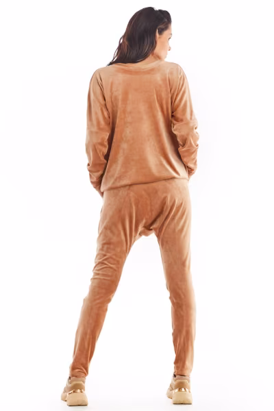 Spodnie Damskie Model A377 Beige Welur - awama — zdjęcie 3